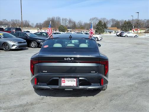 2025 Kia K4 GT-Line