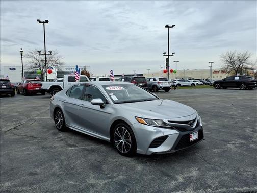 2019 Toyota Camry SE