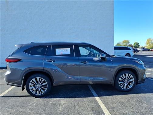2020 Toyota Highlander Platinum