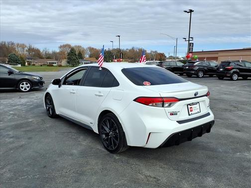 2024 Toyota Corolla Hybrid SE