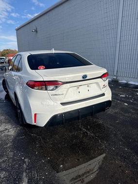 2024 Toyota Corolla Hybrid SE