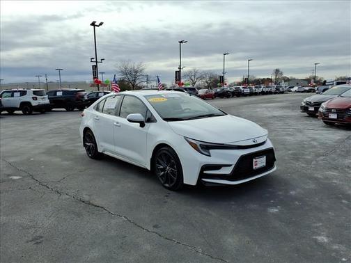 2024 Toyota Corolla Hybrid SE