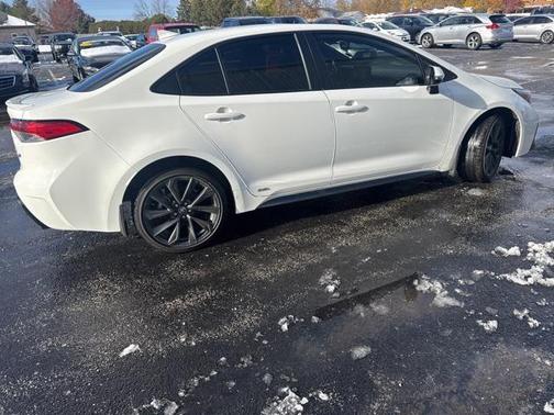2024 Toyota Corolla Hybrid SE