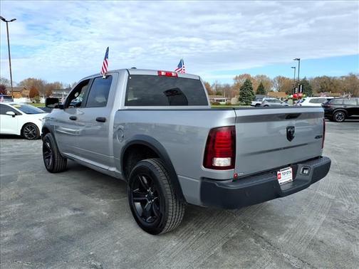 2024 RAM 1500 Classic Warlock Crew Cab 4x4 5'7' Box