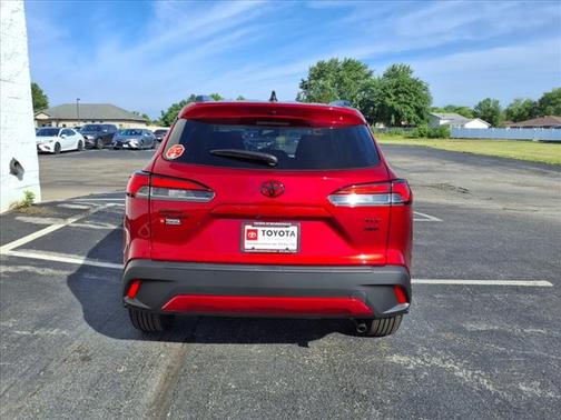 2025 Toyota Corolla Cross XLE