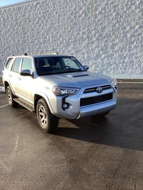 2024 Toyota 4Runner TRD Off Road