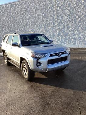 2024 Toyota 4Runner TRD Off Road