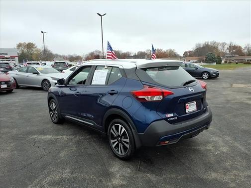 2019 Nissan Kicks SR