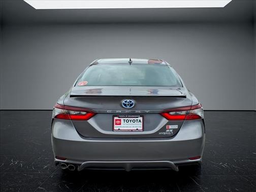 Predawn Gray Mica 2022 Toyota Camry SE