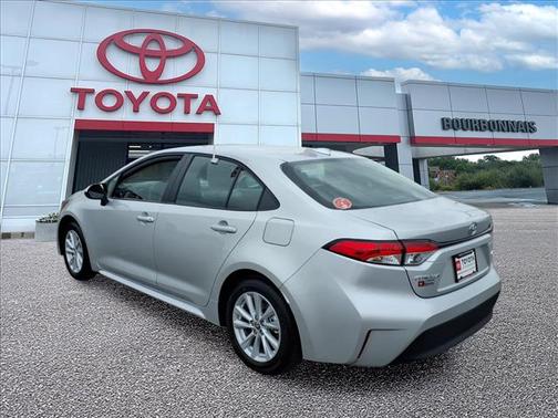 01f7 2026 Toyota Corolla LE