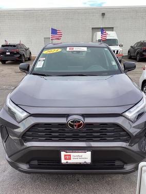 2024 Toyota RAV4 LE