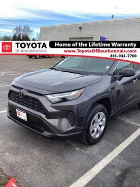 2024 Toyota RAV4 LE