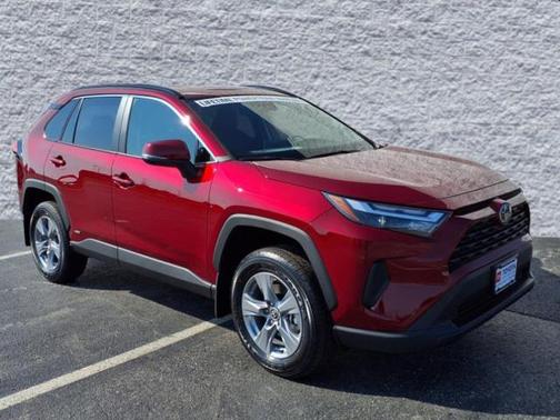 2025 Toyota RAV4 Hybrid LE