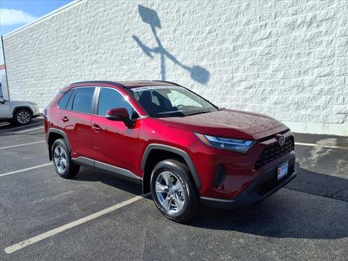 2025 Toyota RAV4 Hybrid LE
