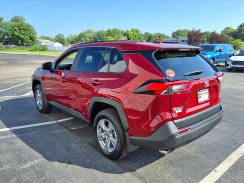 2025 Toyota RAV4 Hybrid LE