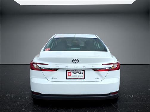 Ice 2025 Toyota Camry LE