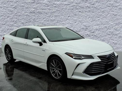 2020 Toyota Avalon Hybrid Limited