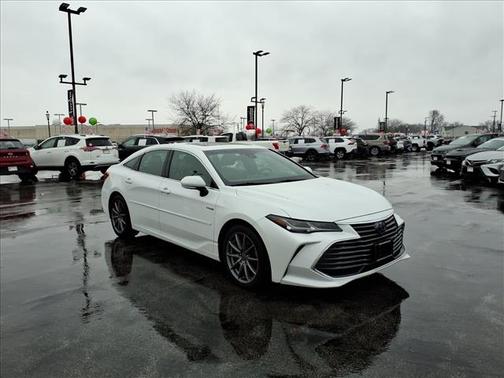 2020 Toyota Avalon Hybrid Limited