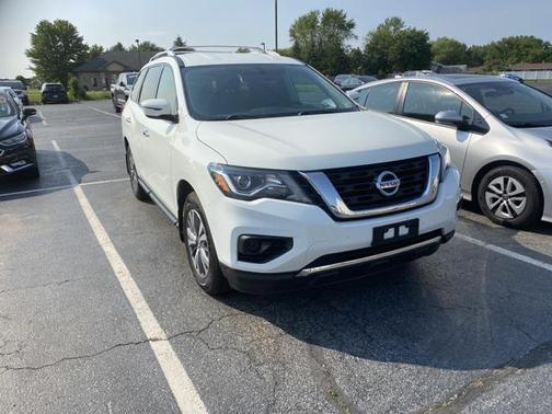 2020 Nissan Pathfinder S 4WD