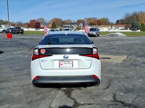 2021 Toyota Prius LE