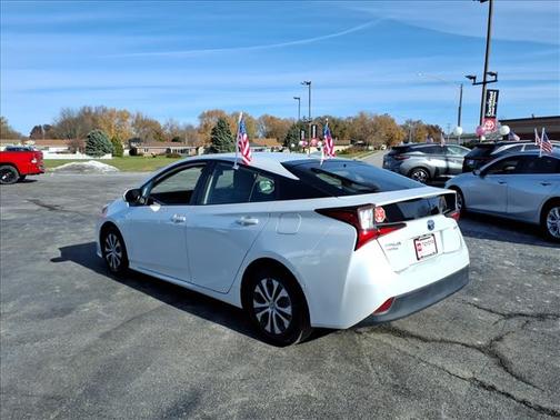 2021 Toyota Prius LE