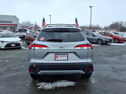 2024 Toyota Corolla Cross LE