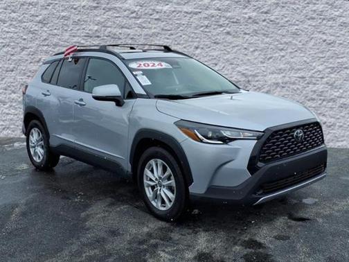 2024 Toyota Corolla Cross LE
