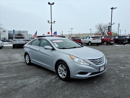 2012 Hyundai SONATA GLS