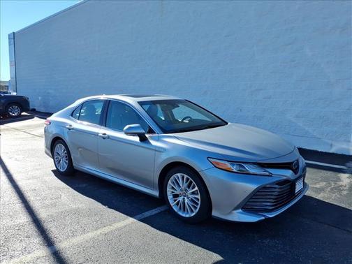 2018 Toyota Camry Hybrid XLE