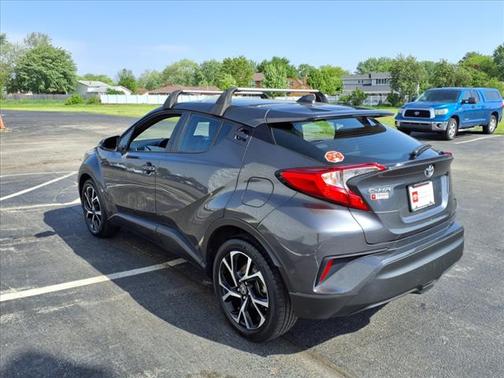 2021 Toyota C-HR XLE