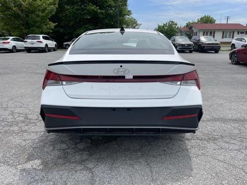 2025 Hyundai ELANTRA Sport