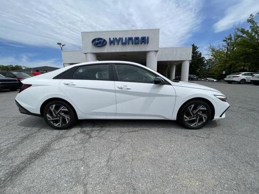 2025 Hyundai ELANTRA Sport