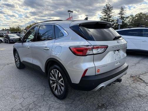 2020 Ford Escape Titanium