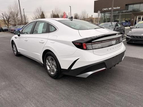 2025 Hyundai SONATA SE