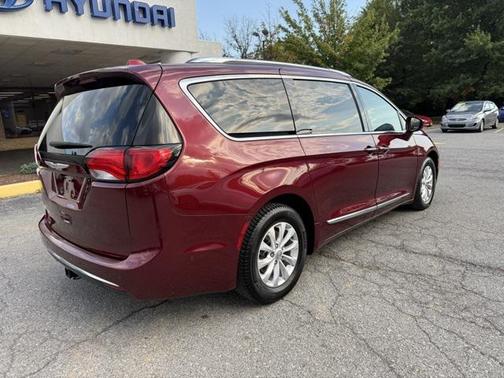 2018 Chrysler Pacifica Touring-L Plus