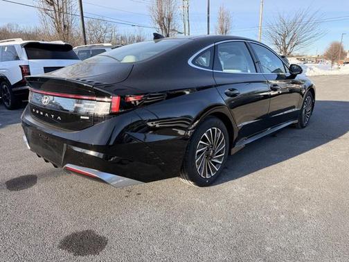 2026 Hyundai SONATA Hybrid SE