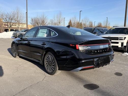 2026 Hyundai SONATA Hybrid SE