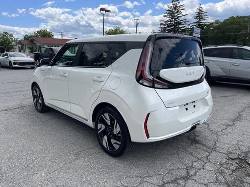 2023 Kia Soul GT-Line