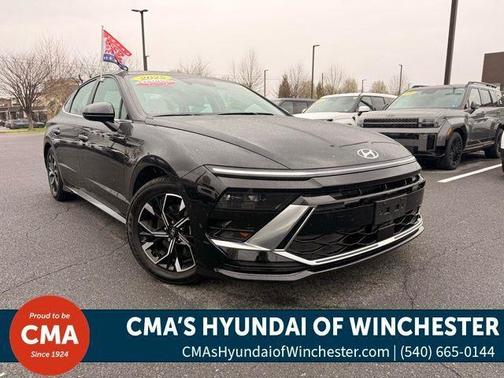 Abyss Black 2025 Hyundai SONATA SEL