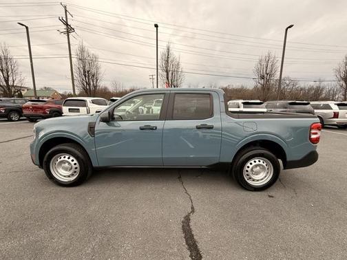 2023 Ford Maverick XL