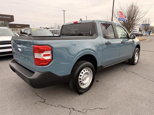 2023 Ford Maverick XL