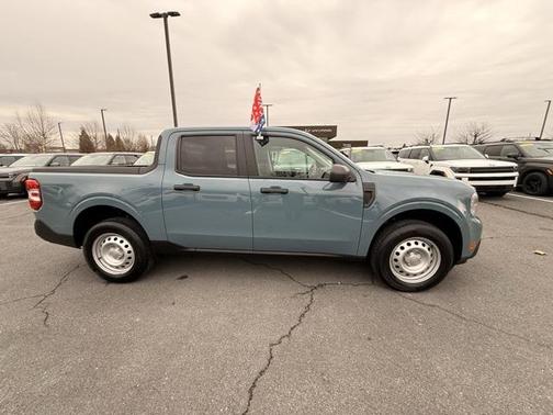 2023 Ford Maverick XL