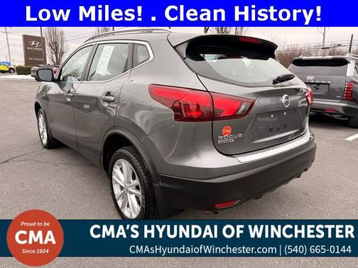 2018 Nissan Rogue Sport SV