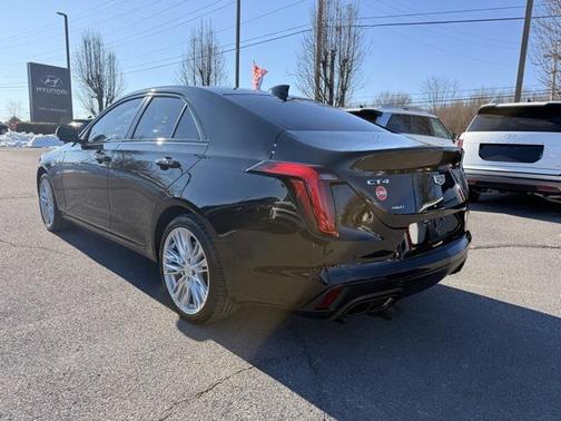 2023 Cadillac CT4 Premium Luxury