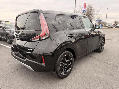 2023 Kia Soul EX