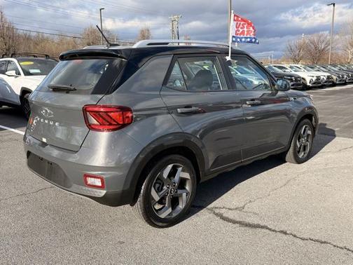 2025 Hyundai VENUE Limited