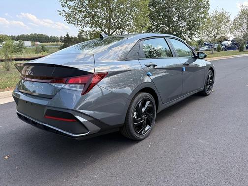 Ecotronic Gray 2026 Hyundai ELANTRA Sport