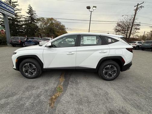 2026 Hyundai TUCSON Hybrid Blue SE