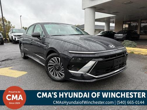 2025 Hyundai SONATA Hybrid SE