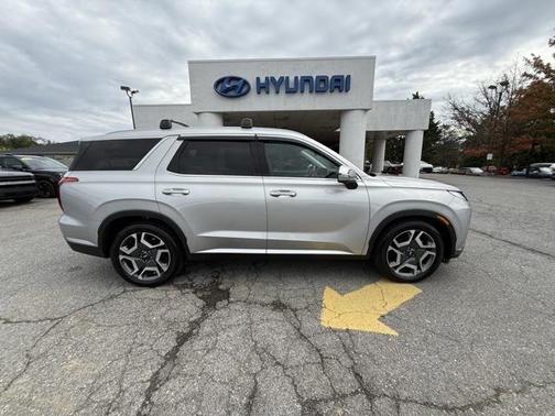2025 Hyundai PALISADE SEL Premium